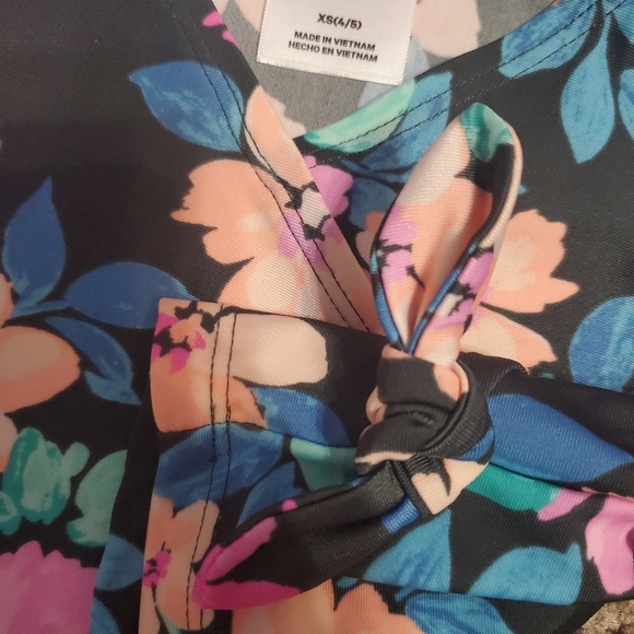 NWT Art Class Girl's Long Sleeve Floral Swim Rashguard XS 4/5 - Picture 4 of 5